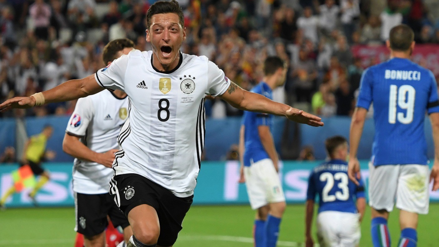 Stationær Gå rundt brugervejledning Euro 2016 highlights and match report: Germany 1-1 Italy (6-5 pens) | ITV  Football