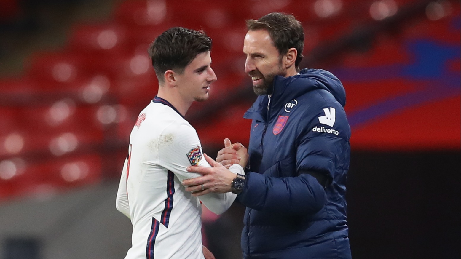 England midfielder Mason Mount sits out training ahead of Poland game ...