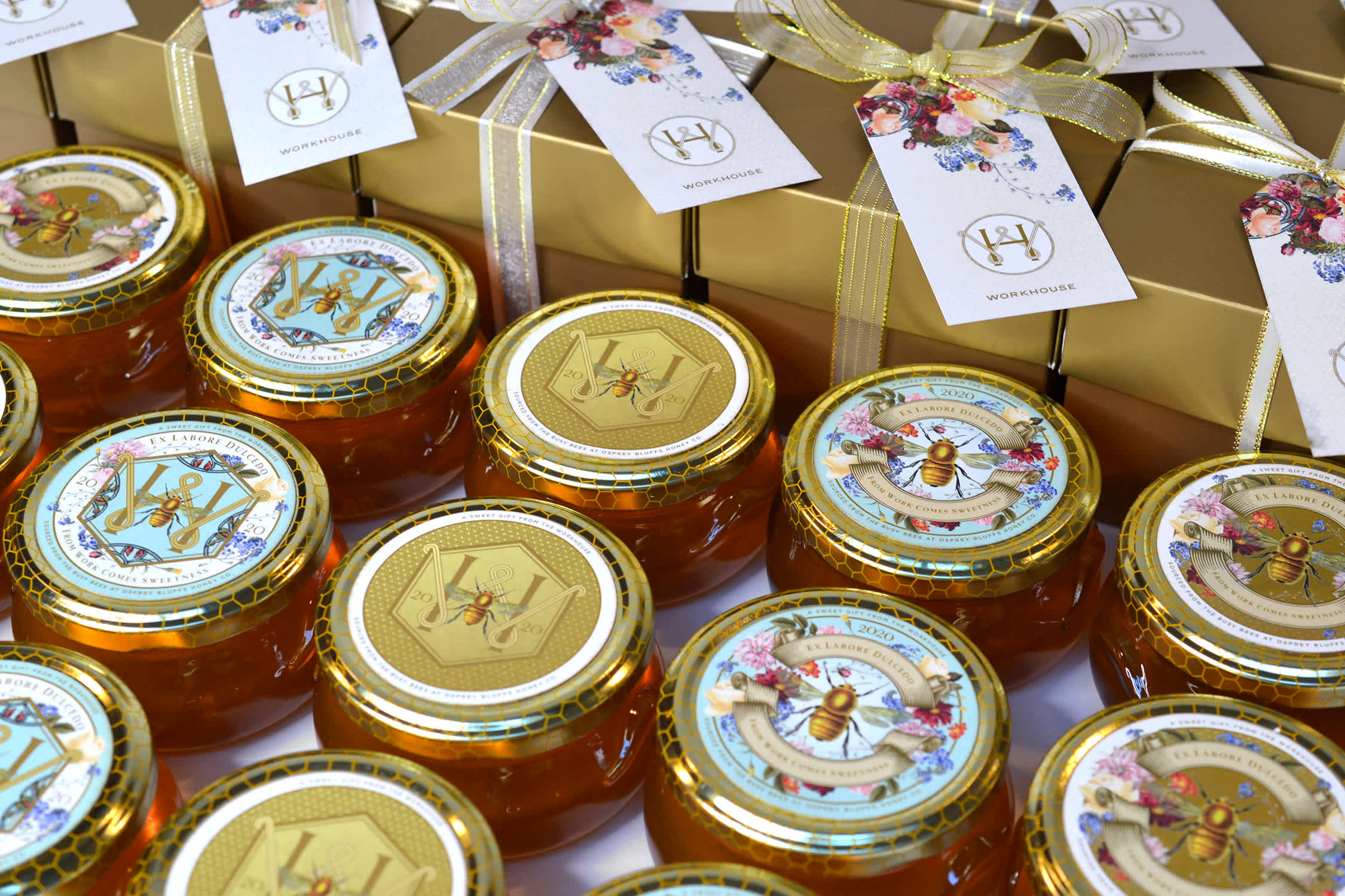 honey jars and boxes