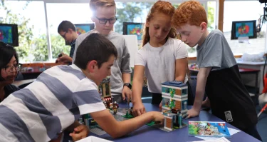 Brick by Brick playing in Brick Club LEGO therapy Play Included Gina Gomez de la Cuesta LEGO Foundation Official training 