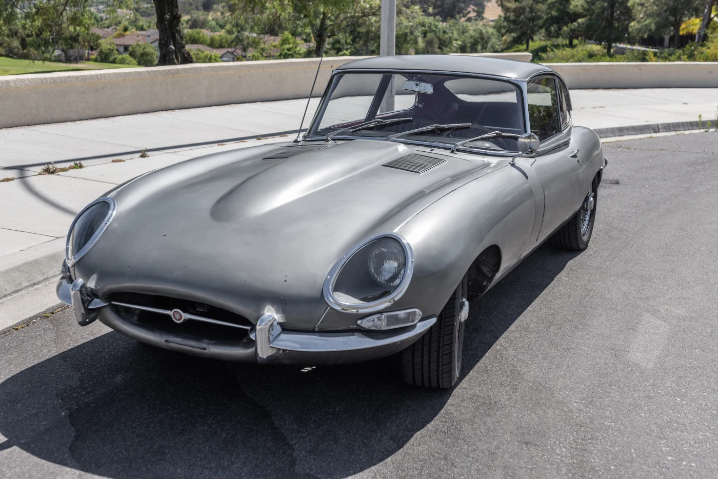 Protecting And Preserving An Icon - 1966 Jaguar E-type Splash