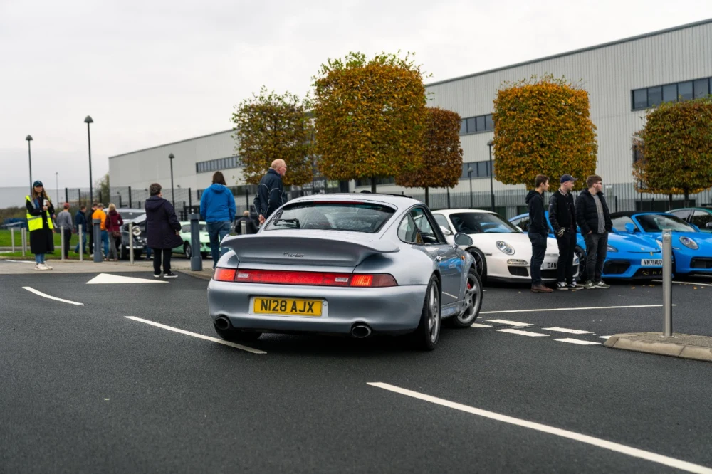 Cars And Bikes Are Welcome - Coffee Run At Triumph 993 Turbo