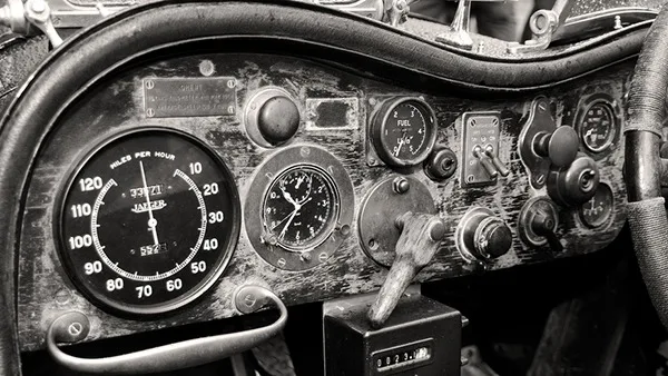 Jaeger Dials in Le Mans Bentley