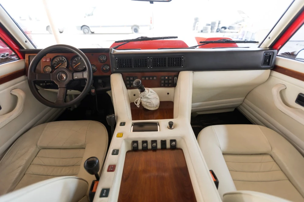 Auction Highlight 1989 Lamborghini Lm002