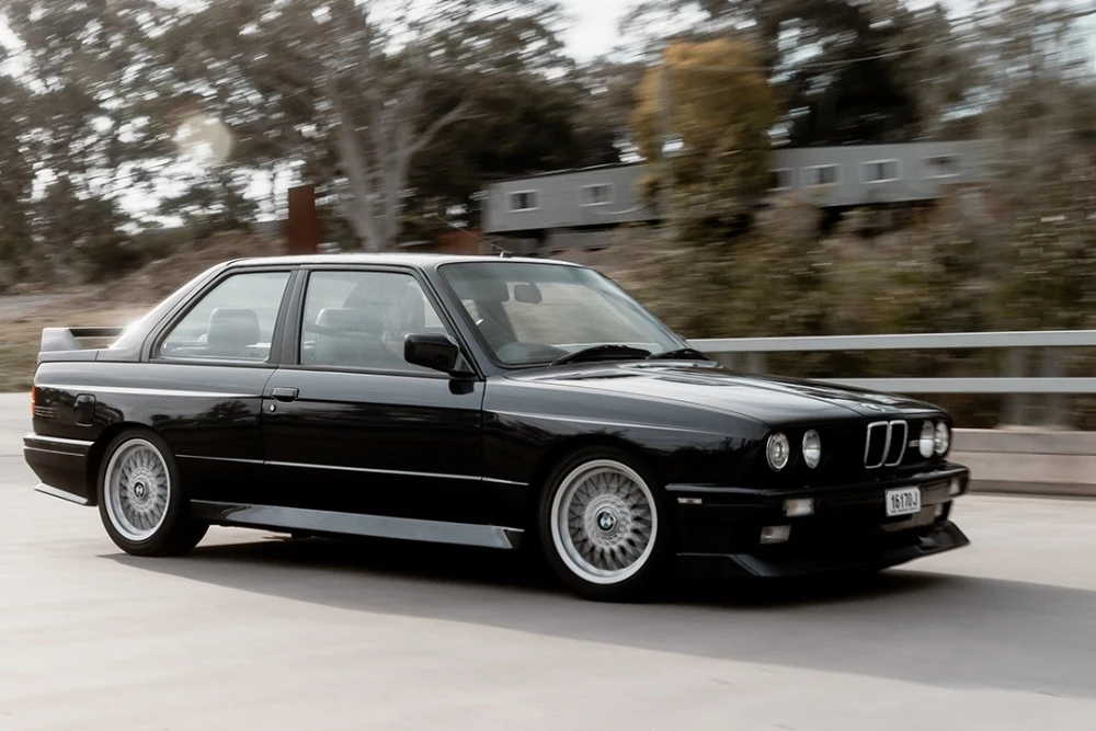 Returning To Stash Sydney For Our Coffee Run E30 M3