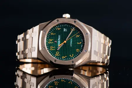 Image for article titled: Weekly Wind Down | Sales Highlights including watches from Audemars Piguet, Patek Philippe and Rolex  
