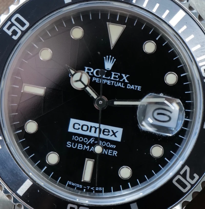 A Deep Dive Into The Rolex COMEX Submariner - Face