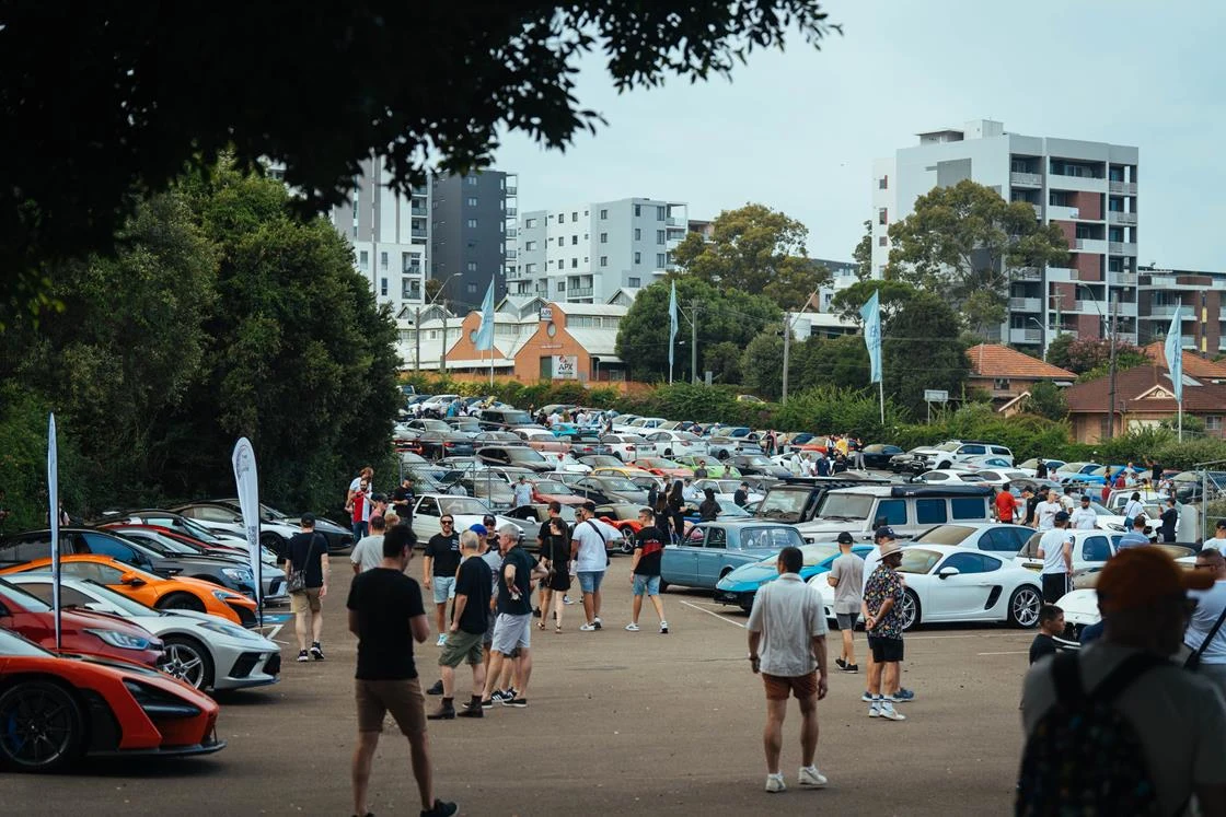Thousands Assemble In Sydney For Incredible Coffee Run