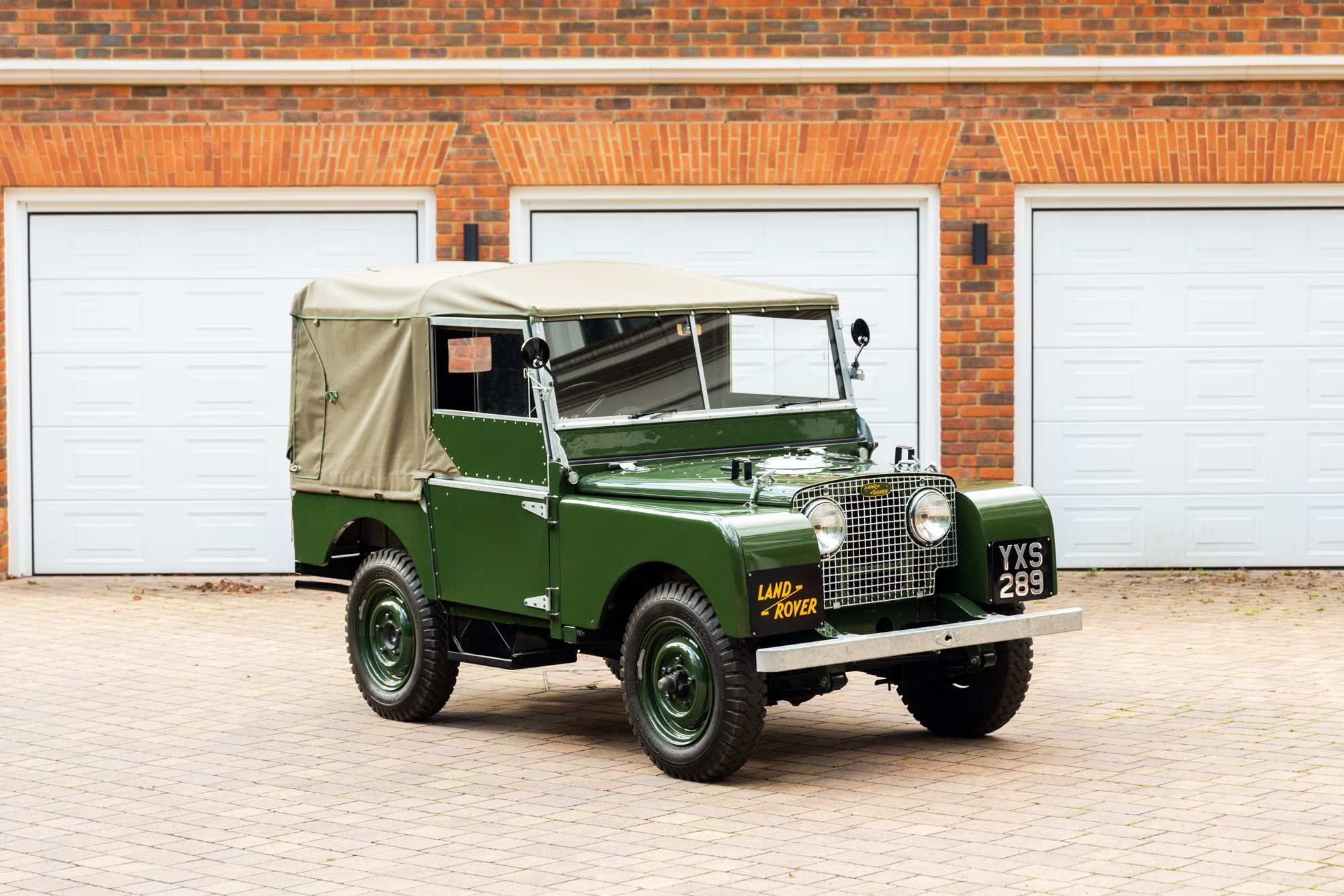 Sell My Land Rover | Sell Land Rover by Auction | Collecting Cars