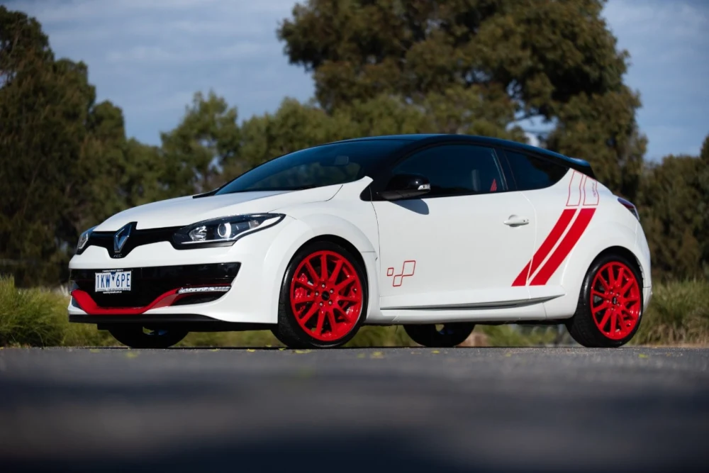 The Track Edition Collection: Live For Bids Renault Megane RS275 Trophy-R