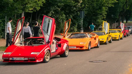 Image for article titled: Coffee Run at the Mercedes-Benz Museum is a morning among legends