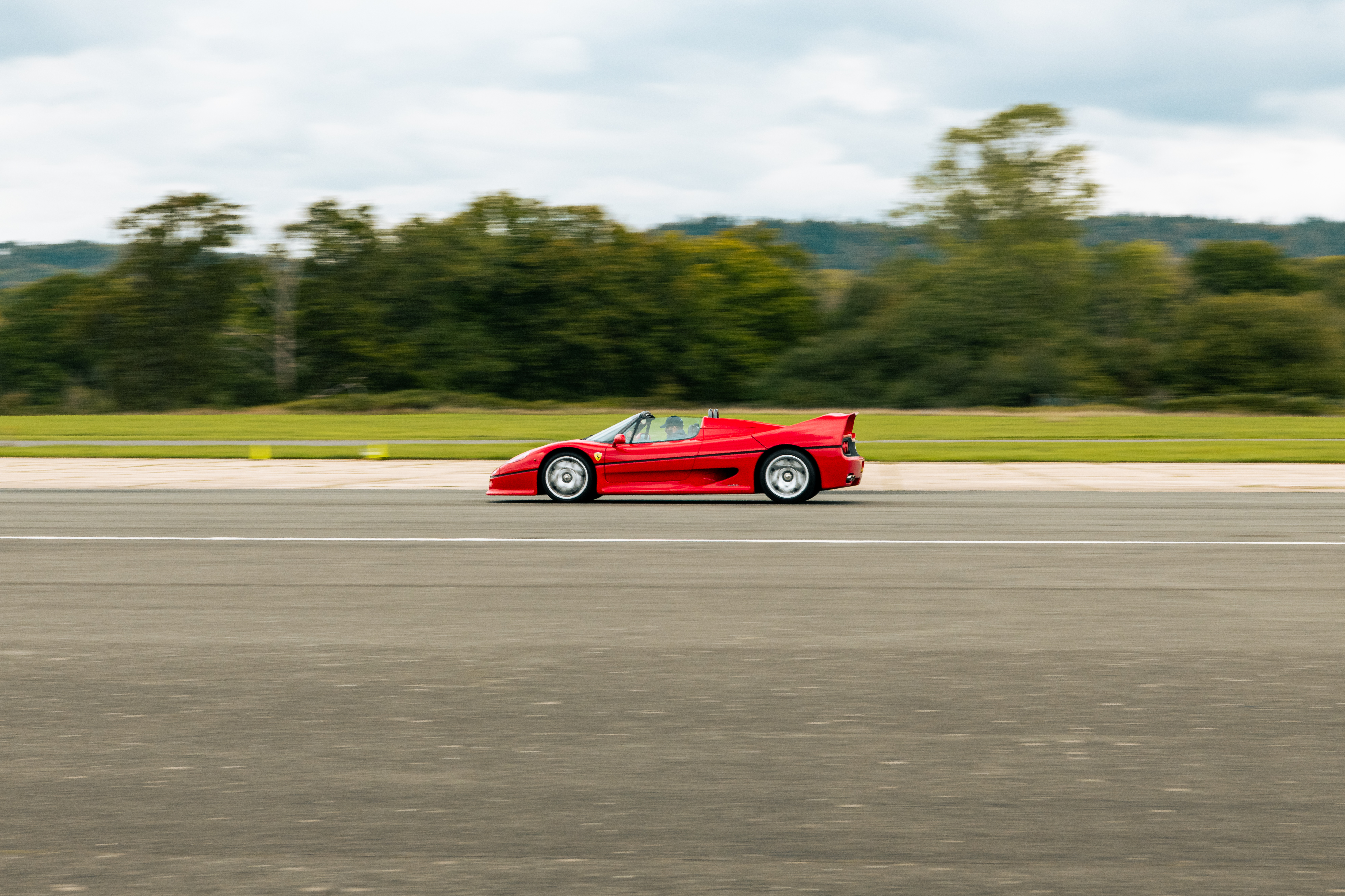 Ferrari F40 Ferrari F50  Ferrari f40, Ferrari, Fast bikes