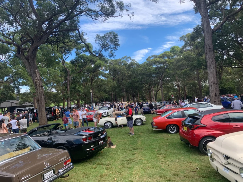 Photo Gallery: Collecting Cars Autobrunch Australia Camaro