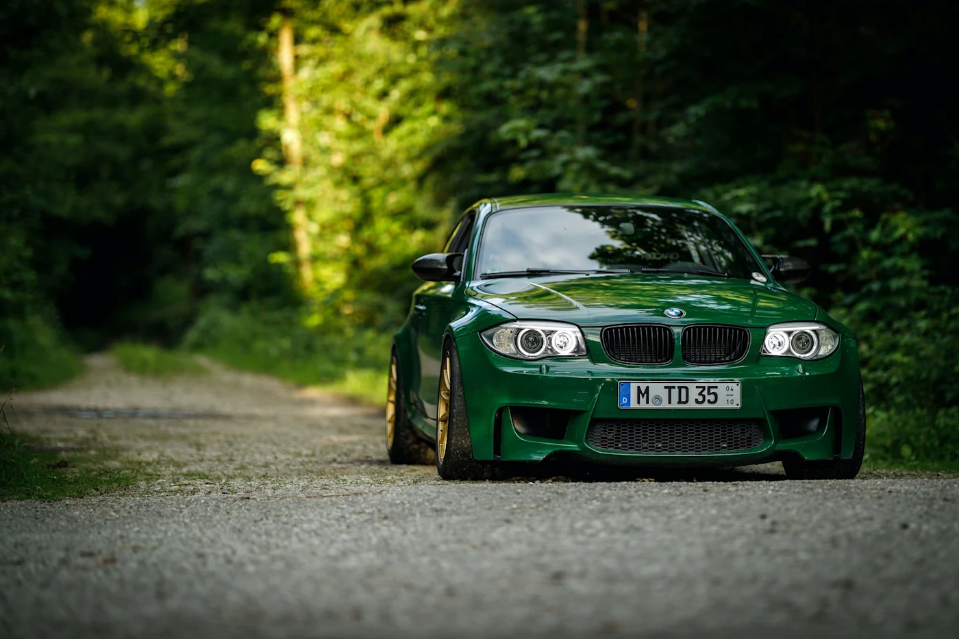 Video: BMW 1M Coupe: Collecting Cars x Heel and Toe