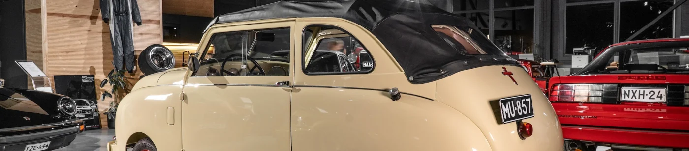 James May drives Crosley Convertible bought at auction for The Grand Tour (1)