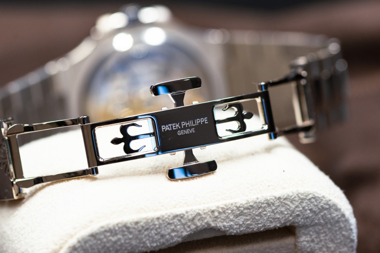 Patek Philippe Nautilus 5811: Did You Miss Me?