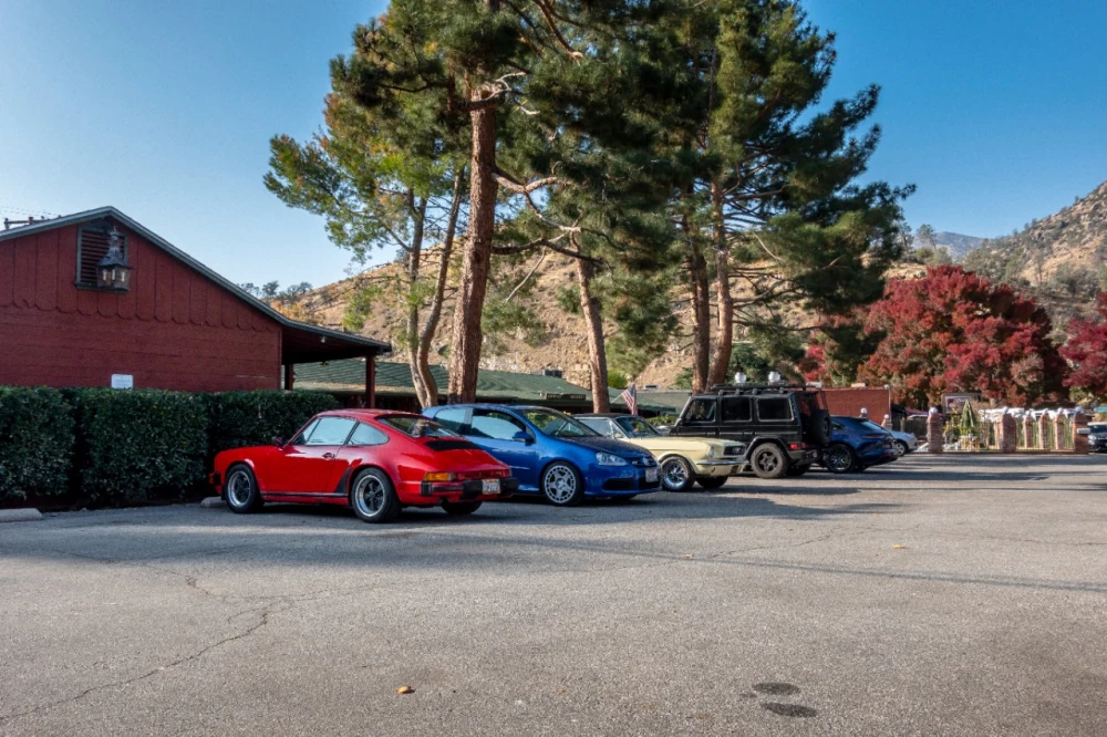 Architecture Rally: A California Road Trip - Guards Red 911