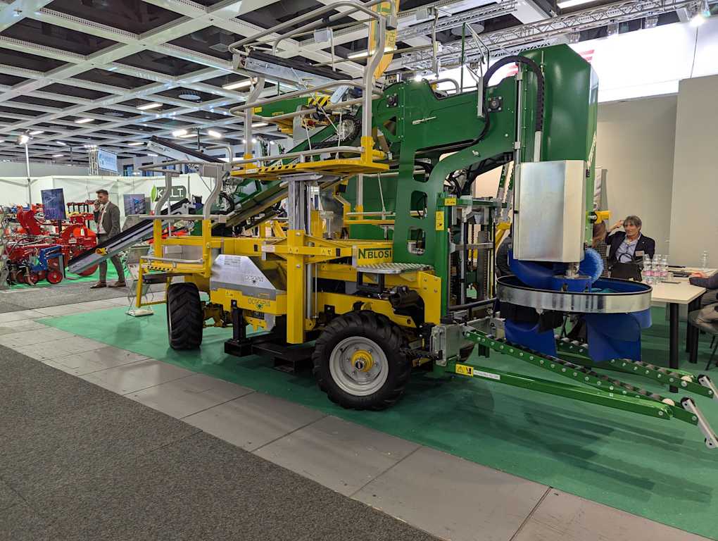 N. BLOSI booth at Fruit Logistica 2025