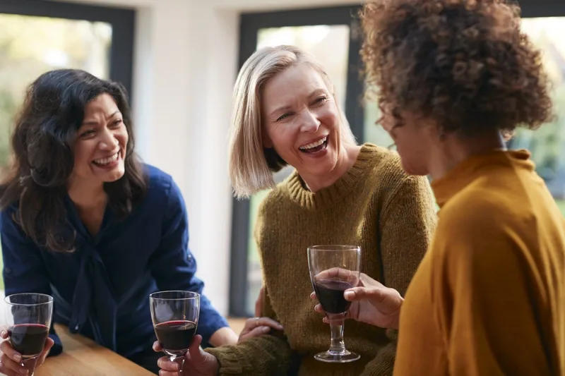 benefits of women friendships