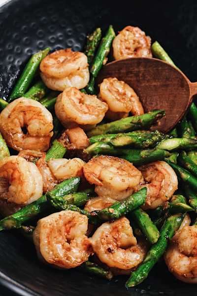 Shrimp and Asparagus Stir-Fry-image