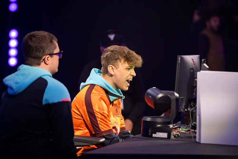 Tekkz against Levi de Weerd in the FC Pro Open