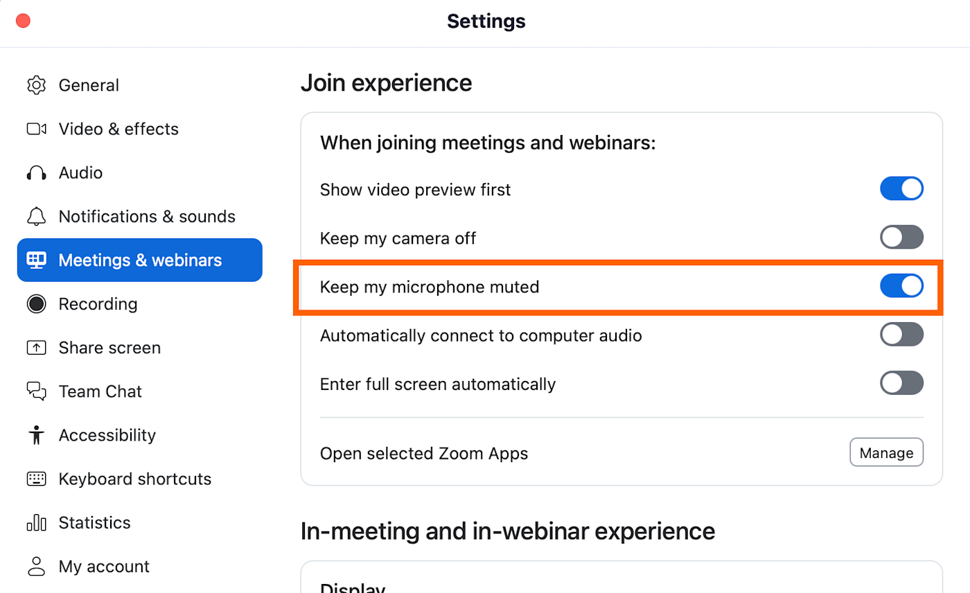 Zoom meetings & webinars settings window with the keep my microphone muted option enabled. 