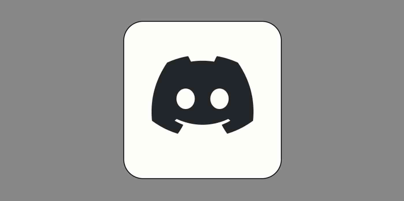 A hero image for Discord app tips, with the Discord logo on a gray background