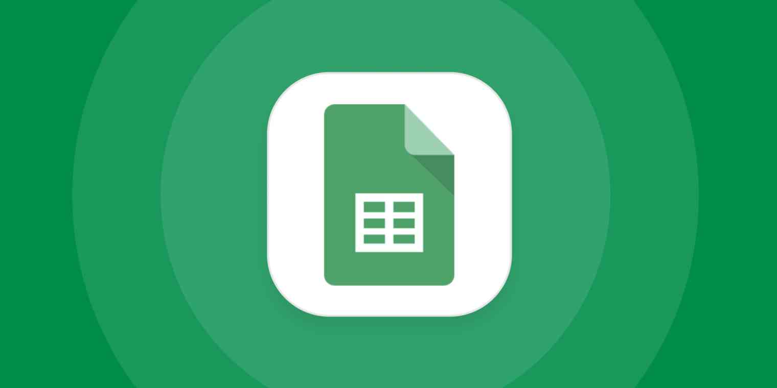 A hero image for Google Sheets app tips with the Google Sheets logo on a green background