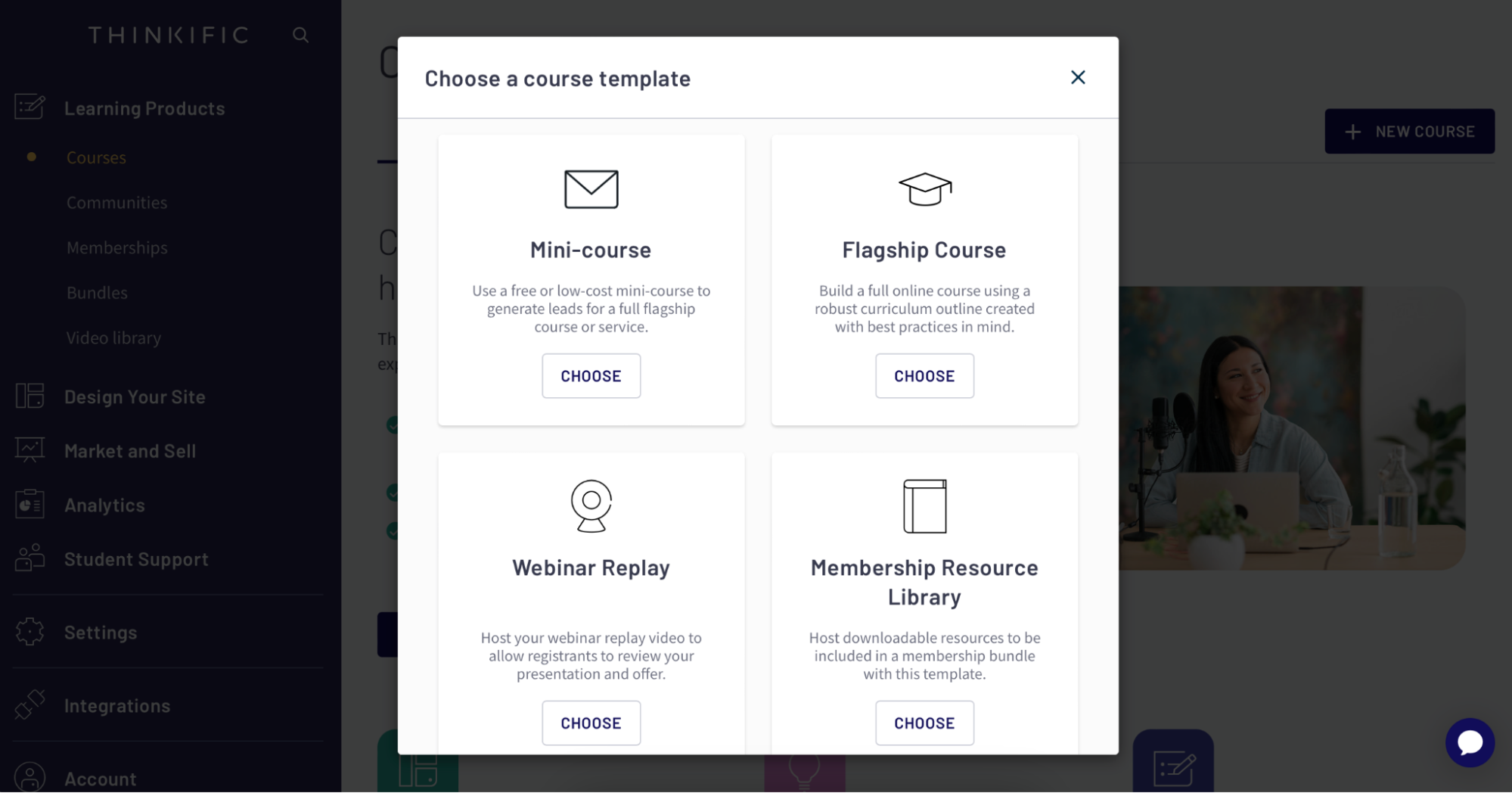 How to Create an Online Course That Sells in 2023 - Foundr