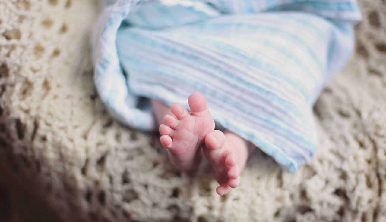 baby feet
