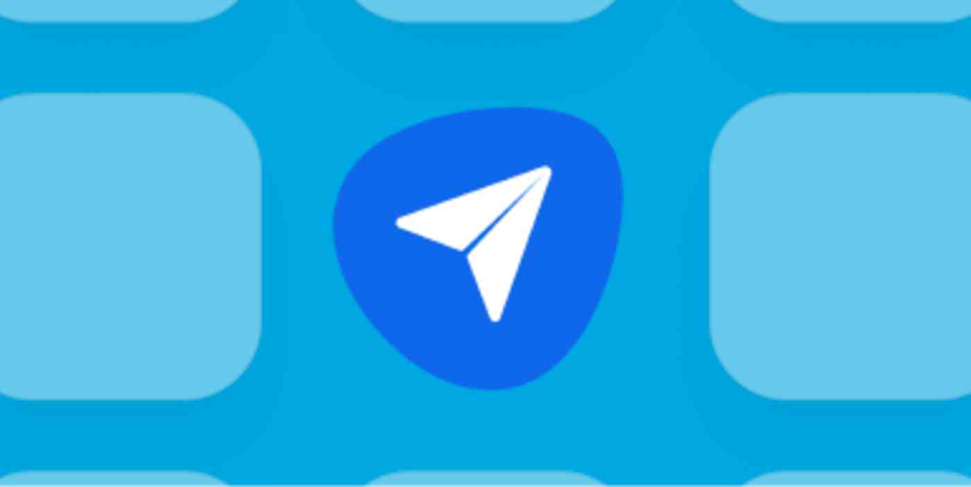 Hero image with the Social Pilot logo on a blue background