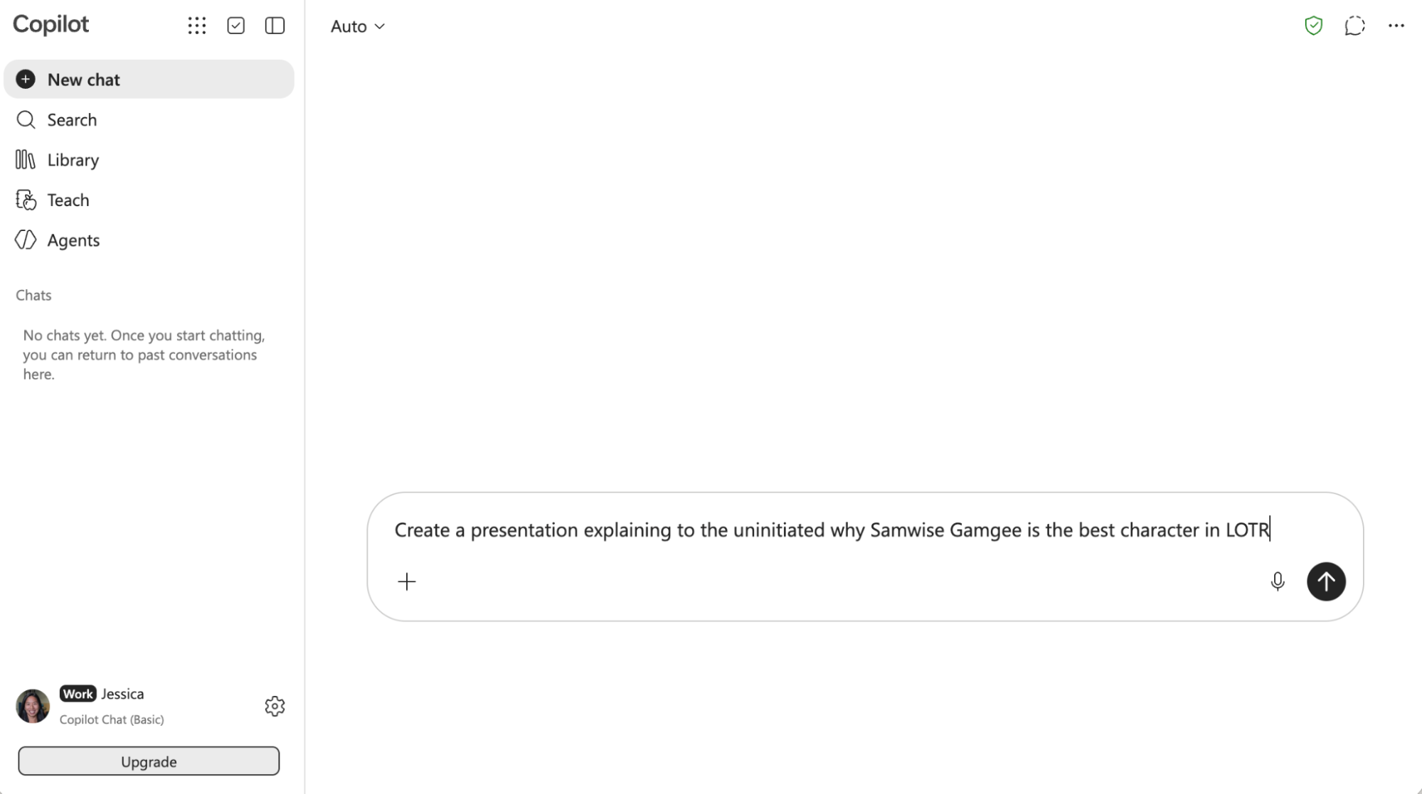 Copilot conversation with a prompt to create a presentation about why Samwise Gamgee is the best character in the lord of the rings. 