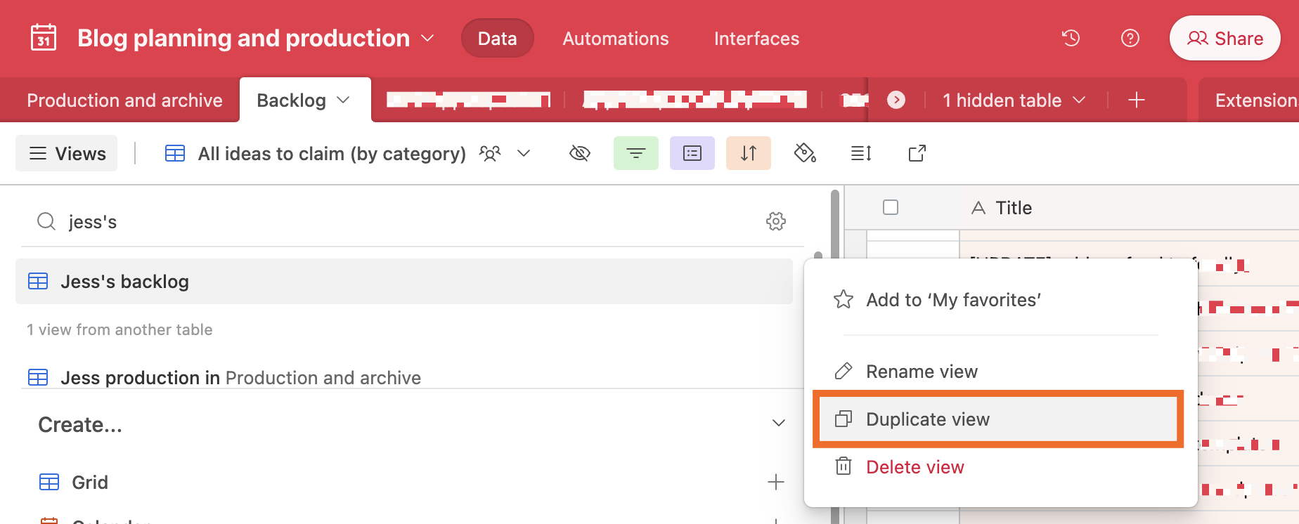 View name dropdown menu with duplicate view highlighted.