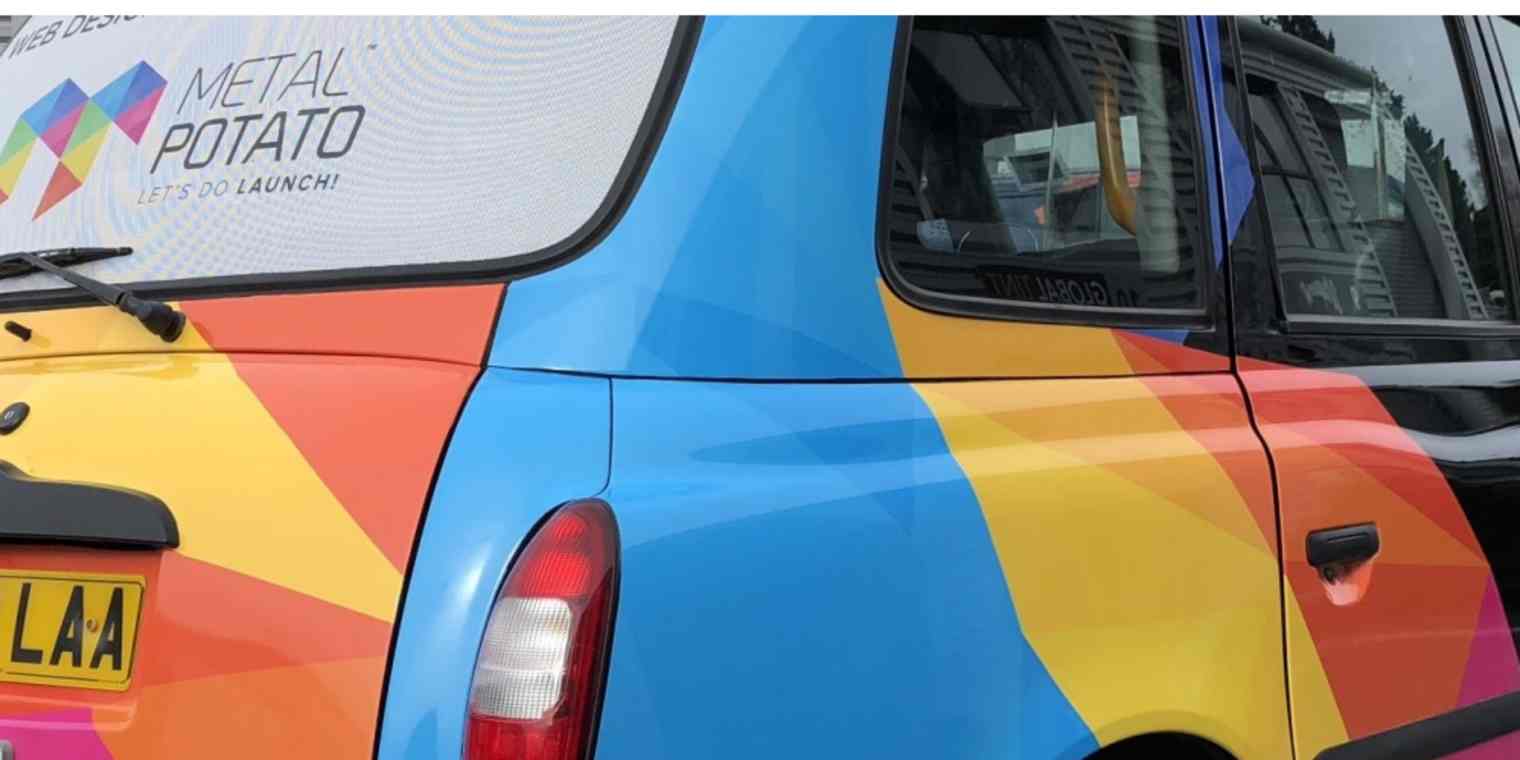 create-invoices-automatically primary img