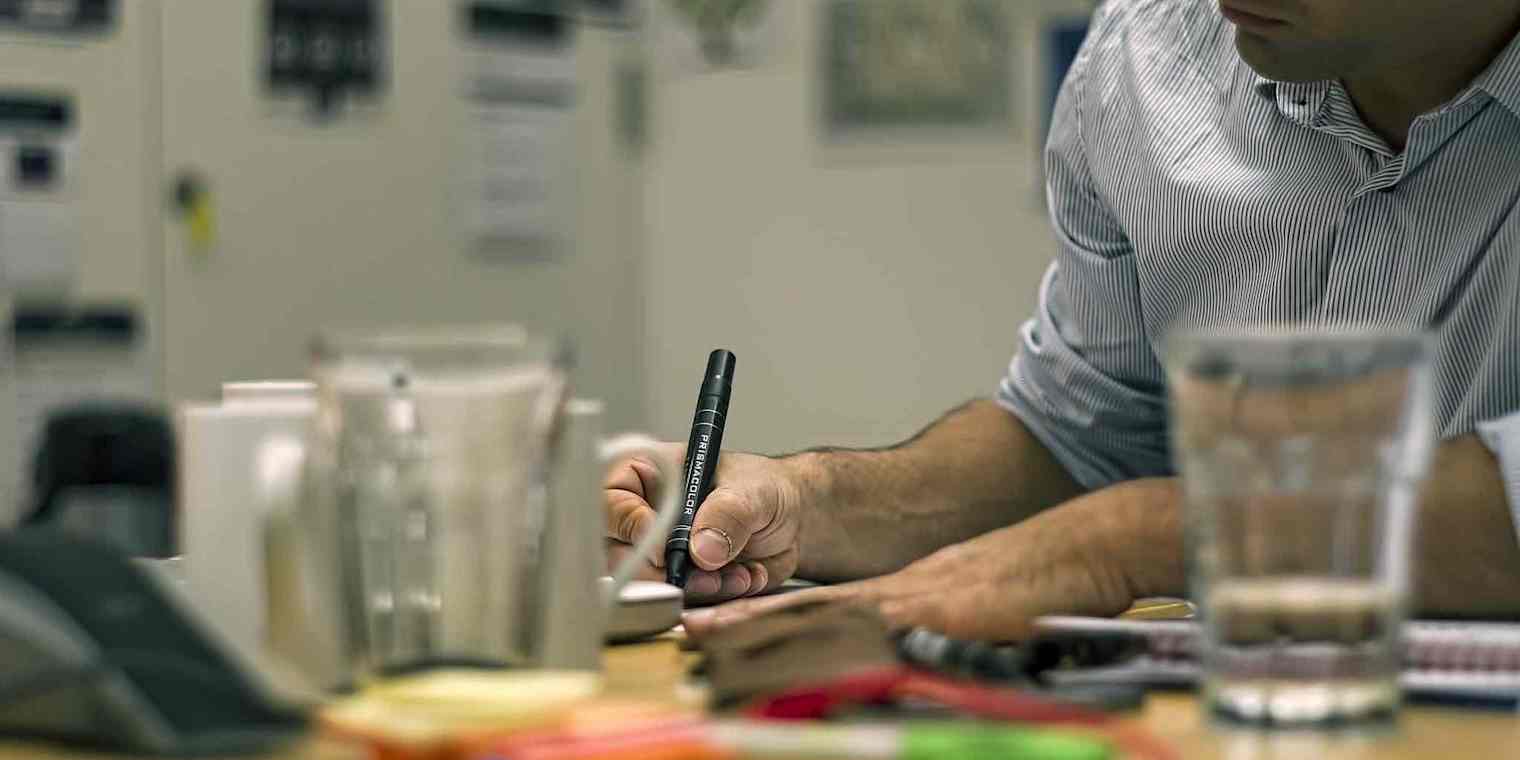 hire-designer primary img