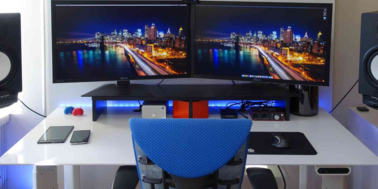 Example of an ergonomic desk setup.