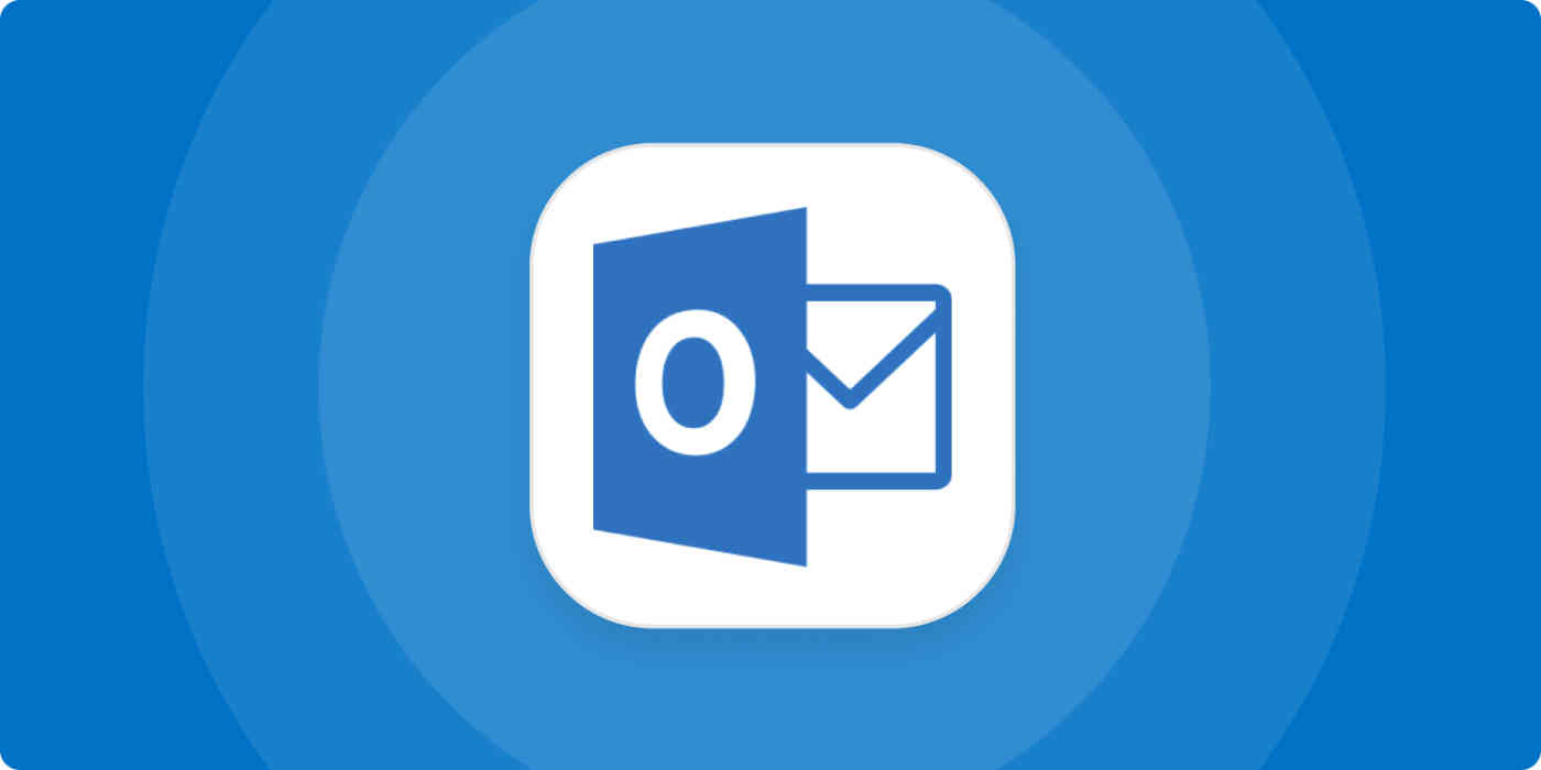 A hero image for Outlook app tips with the Outlook logo on a blue background