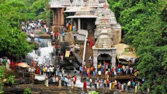 Marvel at Chhattisgarh's architectural wonders with TravelTaxi - The stunning Laxman Temple.