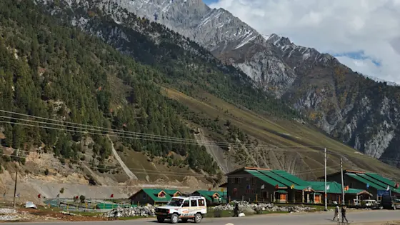 TravelTaxi: Your Go-To for Convenient Travel in Sonamarg