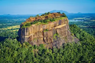 Experience the grandeur of Badami Cave Temples with TravelTaxi's guided tours in Karnataka's ancient marvel.