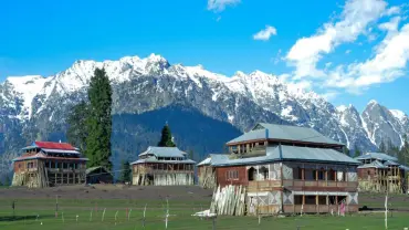 Experience tranquility at Dal Lake with TravelTaxi's nature tours in Dharamshala, Himachal Pradesh.