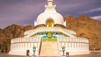 Embrace spiritual serenity with TravelTaxi - The tranquil Buddhist monasteries of Ladakh.