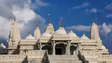 free-photo-of-old-traditional-cathedral-on-stairs-against-blue-sky (1)