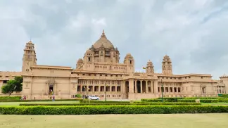 Umaid Bhawan Palace, a magnificent heritage hotel in Jodhpur - Let TravelTaxi arrange your luxurious stay.