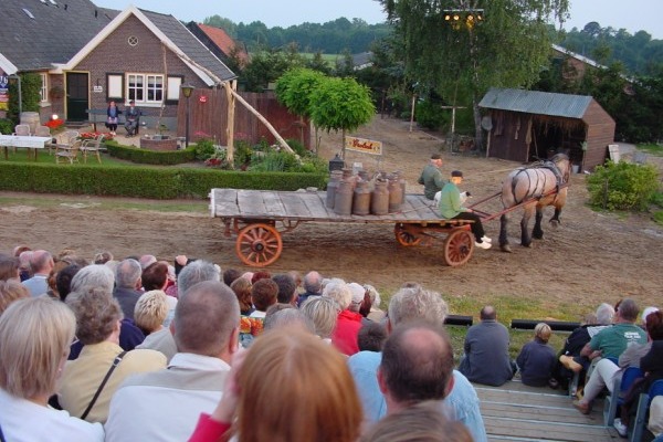 2003 Openluchtspel Hummelo 07