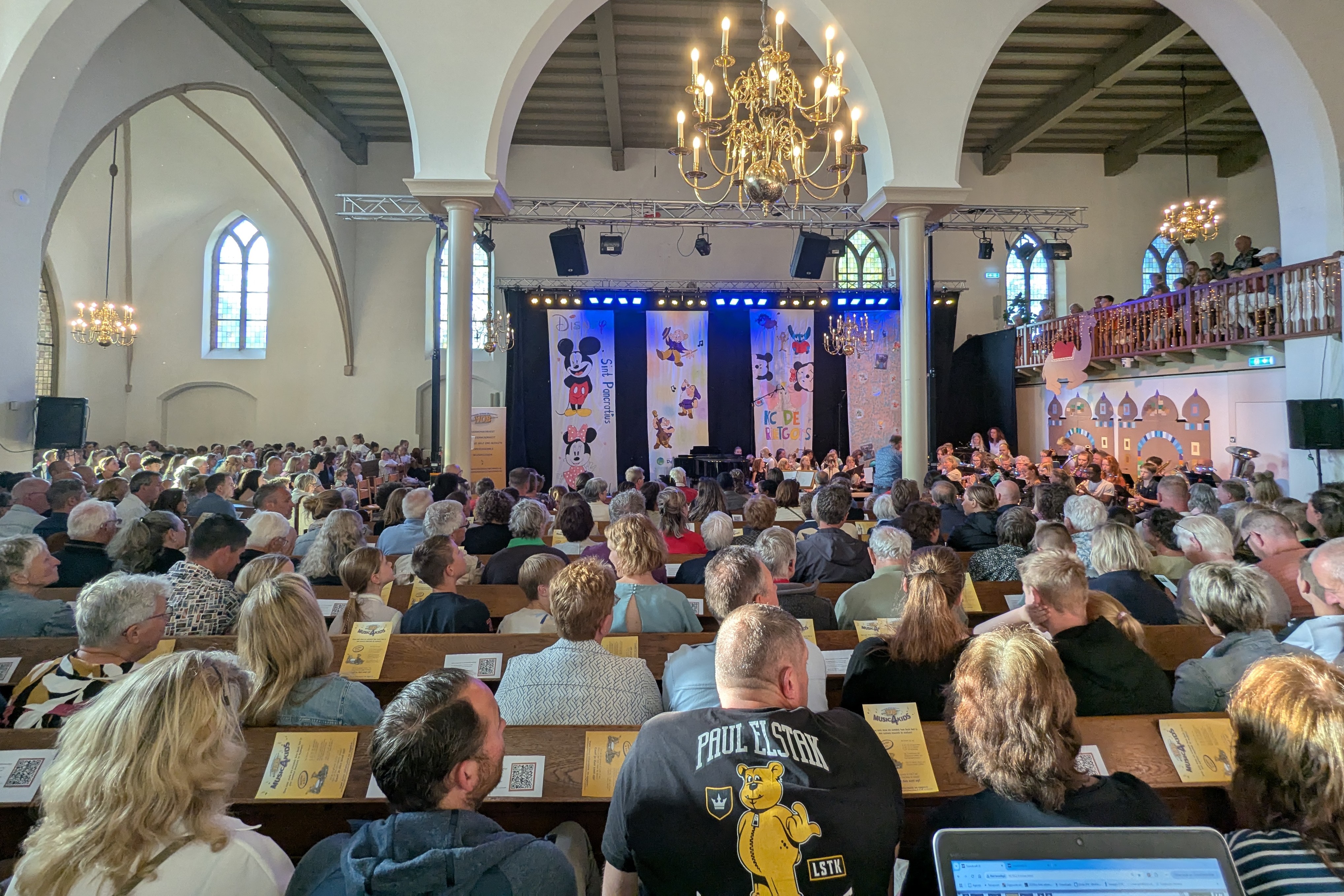 PXL 20250517 172730272