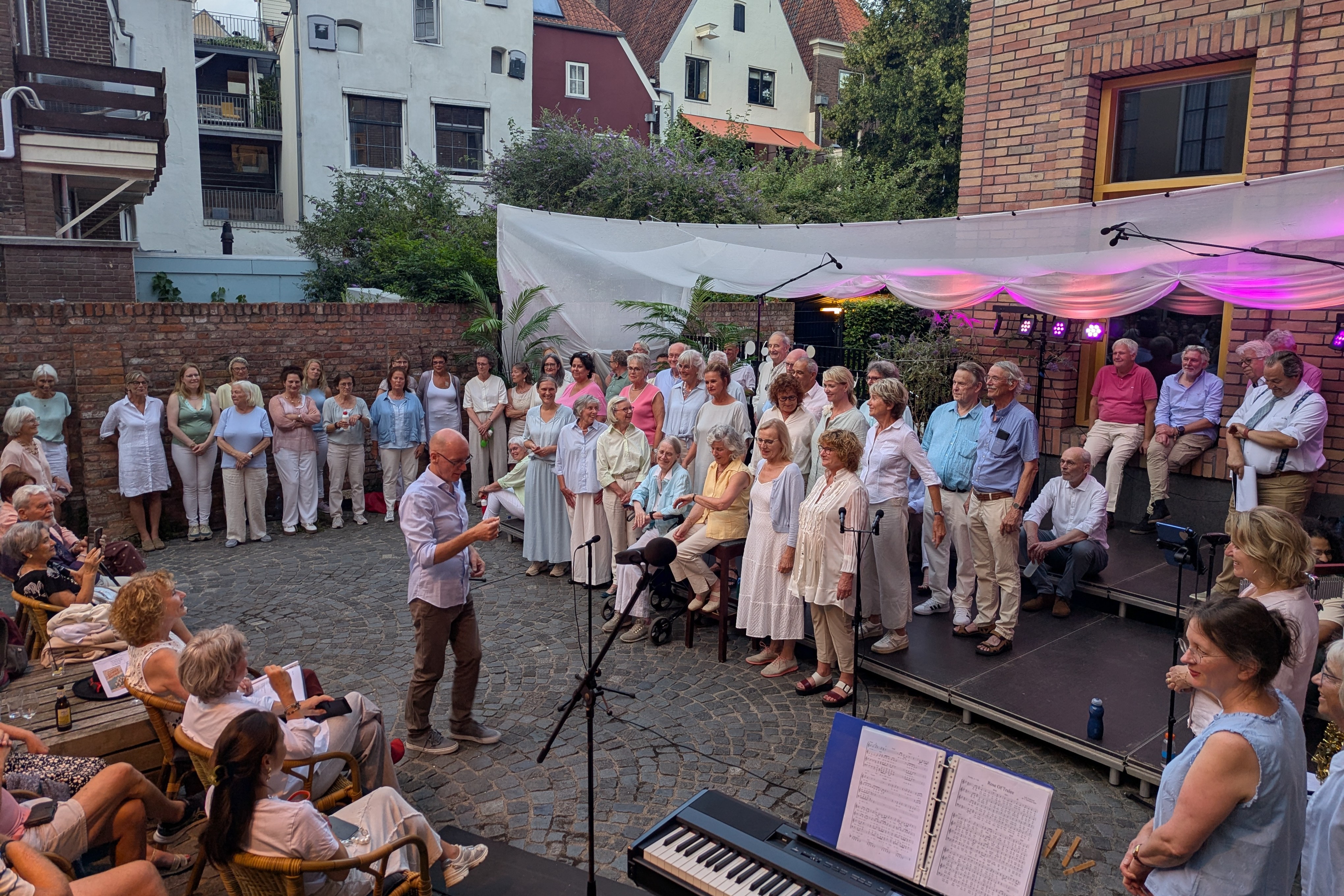 PXL 20250628 192930086