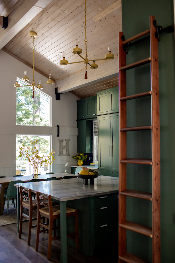 donner-kitchen-laddder