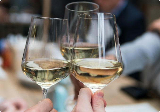 20 Types of White Wine Everyone Should Know | WSJ Wine