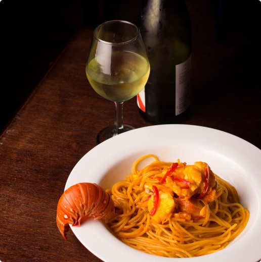 White wine with lobster pasta
